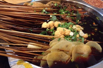 成都名小吃红汤钵钵鸡，麻辣鲜香