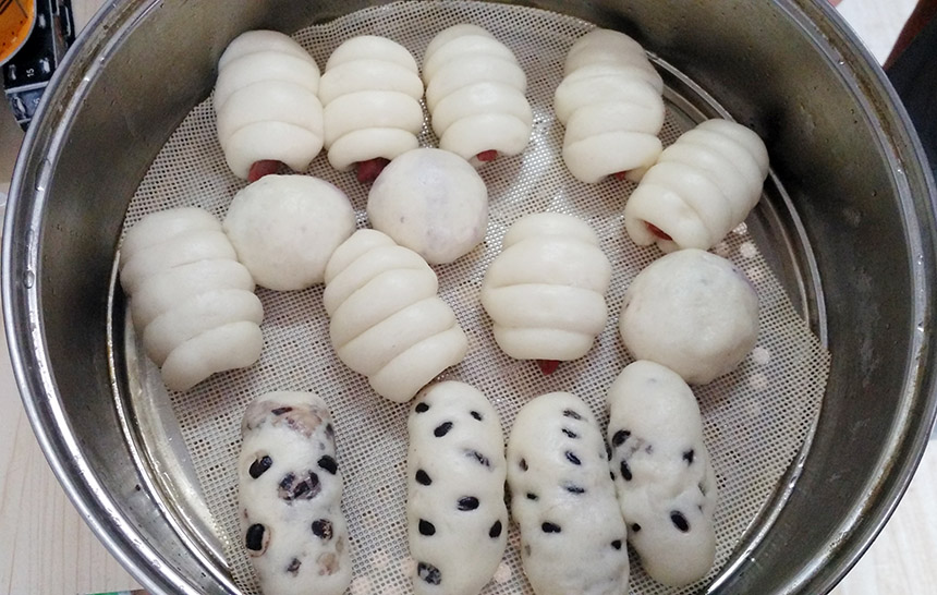 小吃花卷午夜无码免费视频