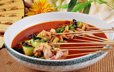 成都乐山钵钵鸡技术午夜无码免费视频哪里好？藤椒油的熬制