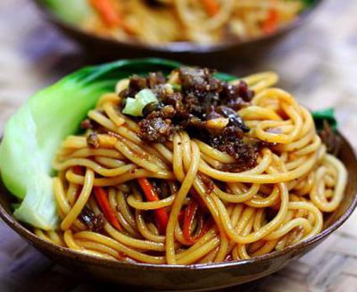  四川杂酱面食技能午夜无码免费视频班哪里好？碗碟的调制