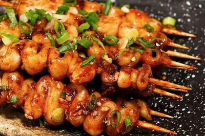 铁板鱿鱼午夜无码免费视频哪家靠谱？夜间小吃午夜无码免费视频