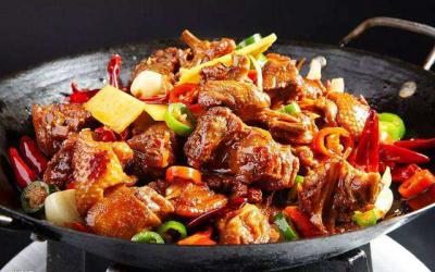 干锅技术午夜无码免费视频哪里味道好?干锅红油的提炼