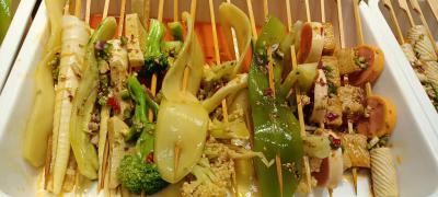 卤杯冷串串午夜无码免费视频学校哪里好？底料午夜无码免费视频采用精心配方烹制