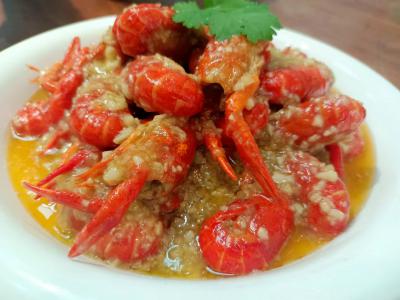 学做小龙虾技术训练学校哪里比较好？