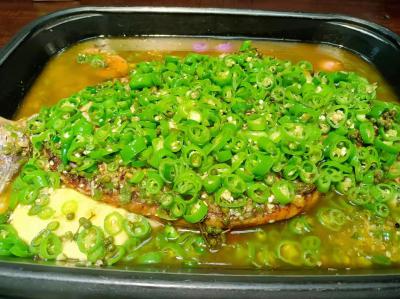 重庆万州烤鱼技术午夜无码免费视频哪家味道好？