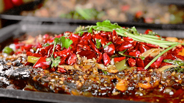 成都烤鱼午夜无码免费视频哪家好？学正宗烤鱼技术午夜无码免费视频班