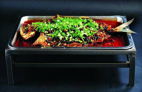 成都烤鱼午夜无码免费视频班,成都学烧烤烤鱼哪里有午夜无码免费视频班？