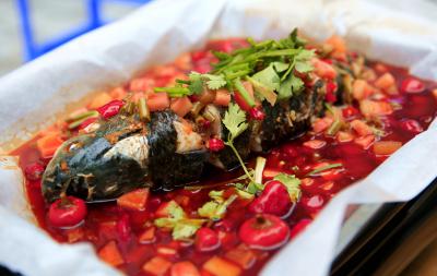 品味独特！纸上烤鱼技术午夜无码免费视频，开启美食新境界！