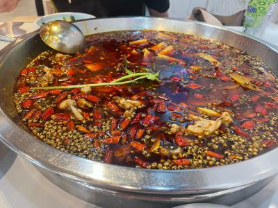 掌握美蛙鱼火锅核心技术：开启您的餐饮致富之路