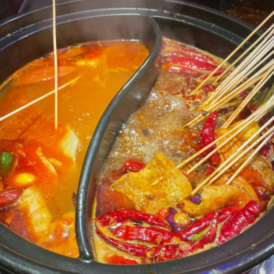 麻辣烫串串香午夜无码免费视频多少钱？午夜福利影院在线观看餐饮午夜无码免费视频学校详解费用与价值